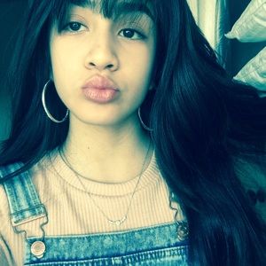 Meet your Posher, Venus